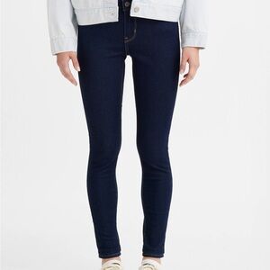 Levi 710 Super Skinny Jeans